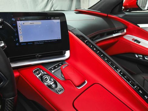 Used 2025 Chevrolet Corvette E-Ray w/ LPO, Roadside Safety Package image 41