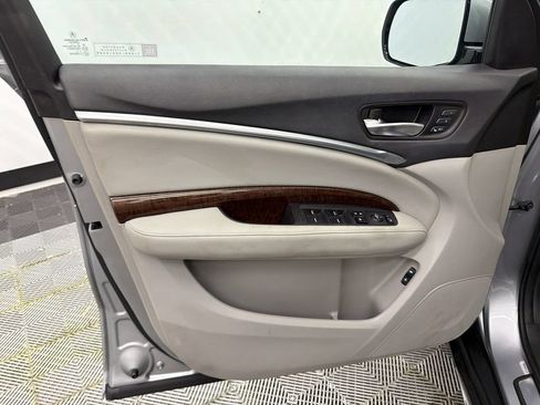 Used 2020 Acura MDX FWD image 11