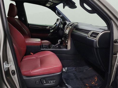 Used 2020 Lexus GX 460 Premium image 15