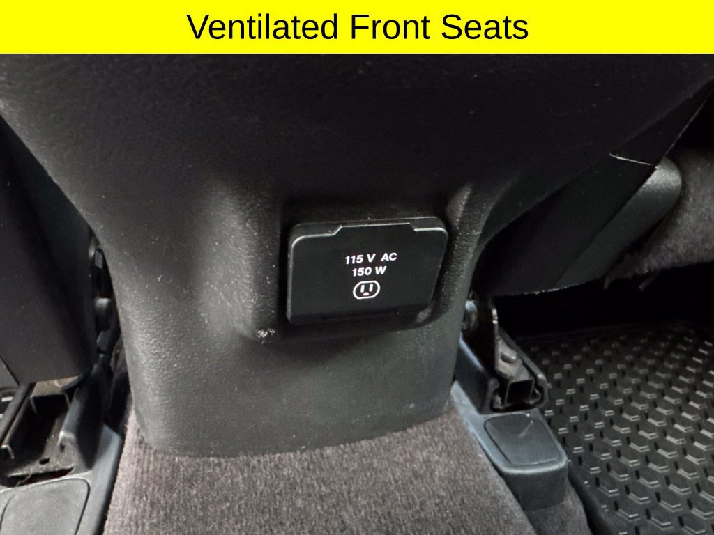 Used 2017 Jeep Cherokee Trailhawk AWD/4WD image 34