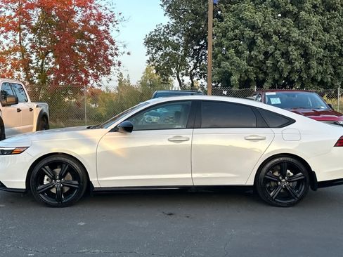 Used 2024 Honda Accord Sport image 6