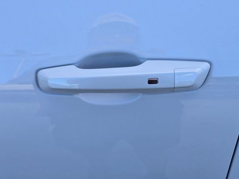 New 2026 Chevrolet Equinox RS image 11