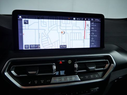 Used 2023 BMW X4 xDrive30i w/ M Sport Package AWD/4WD image 15