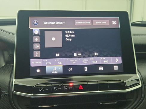 Certified 2025 Jeep Compass Latitude w/ Convenience Group AWD/4WD image 27