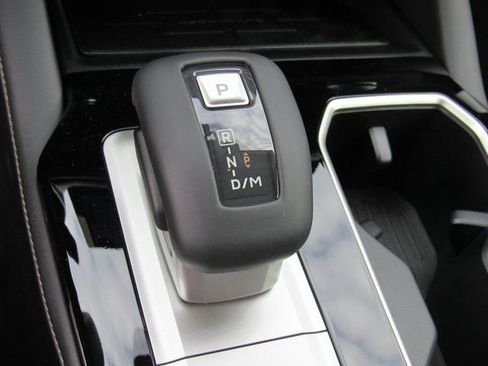 New 2026 Mitsubishi Outlander SE image 19