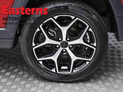 Used 2025 Jeep Compass Limited AWD/4WD image 8