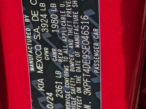 Used 2025 Kia K4 LXS image 33