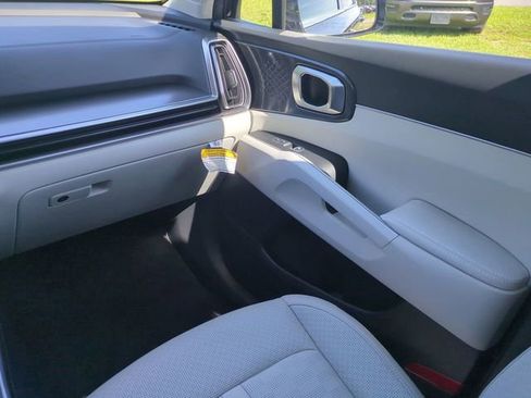 New 2026 Kia Sorento S FWD image 10
