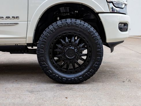 Used 2021 RAM 3500 Limited image 12