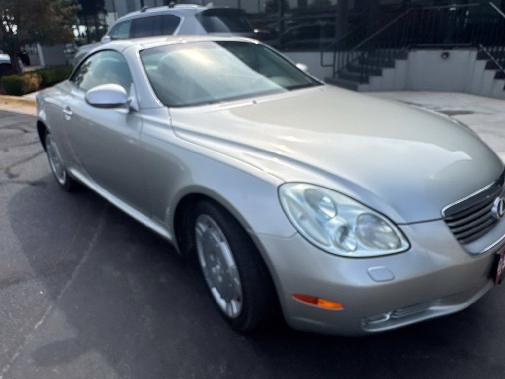Used 2002 Lexus SC 430 Convertible RWD image 2