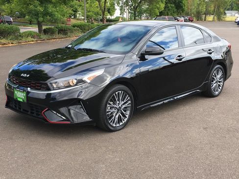 Used 2023 Kia Forte GT-Line w/ GT-Line Premium Package FWD image 11