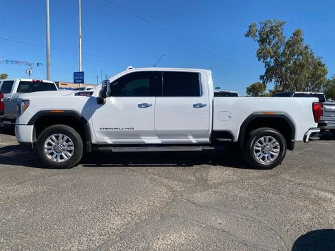 Used 2020 GMC Sierra 2500 Denali w/ Technology Package AWD/4WD image 3