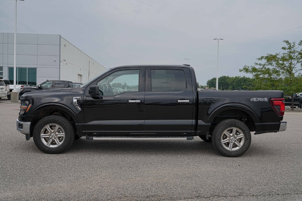Used 2025 Ford F150 XLT w/ Equipment Group 301A Standard AWD/4WD image 11