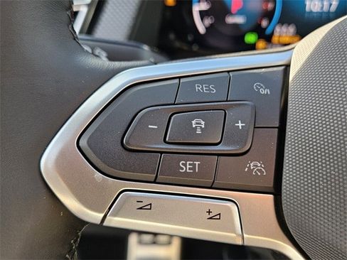 New 2026 Volkswagen Atlas Cross Sport SEL R-Line image 27