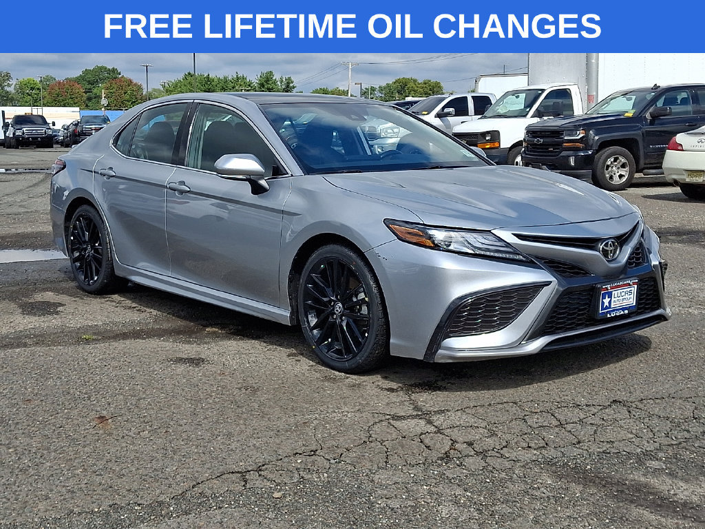 Used 2022 Toyota Camry XSE w/ Carpet Mat Package (TMS) AWD/4WD image 1