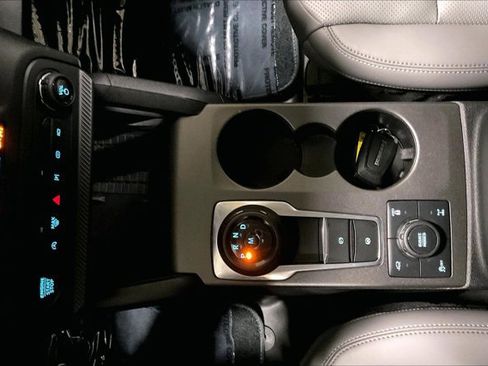 Used 2025 Ford Bronco Sport Badlands image 41