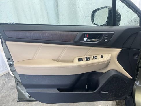 Used 2019 Subaru Outback 2.5i Limited w/ Popular Package #2 image 9