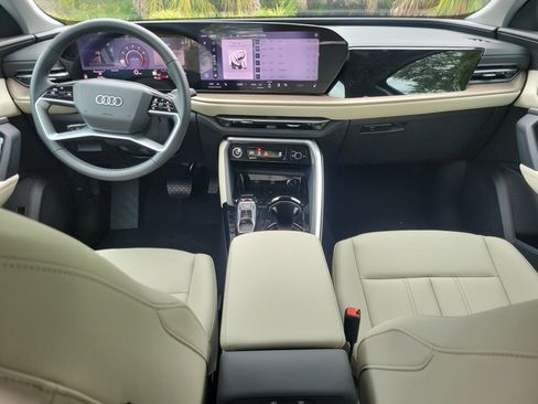 New 2026 Audi Q5 Premium Plus AWD/4WD image 12