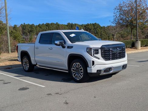 Used 2024 GMC Sierra 1500 Denali Ultimate image 1