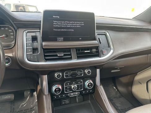 Used 2021 GMC Yukon SLT w/ SLT Luxury Package AWD/4WD image 30