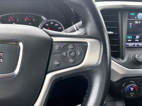 Used 2018 GMC Acadia SLT image 20