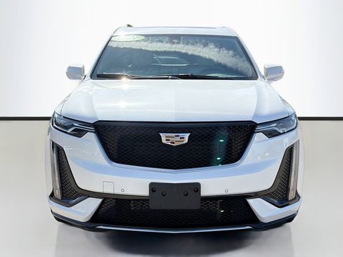 Used 2021 Cadillac XT6 Sport image 8