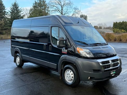 Used 2018 RAM ProMaster 2500 w/ Mopar Trailer Tow Group image 7