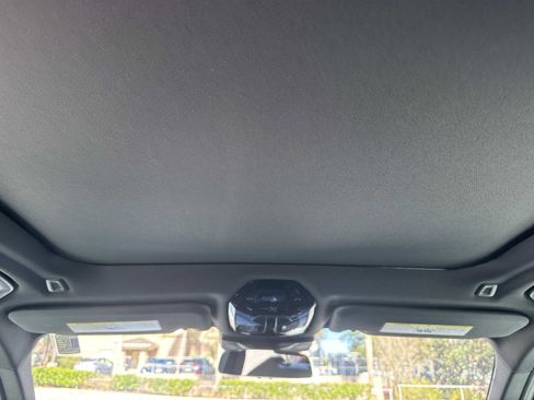 Used 2025 BMW X3 xDrive30i w/ Premium Package image 15