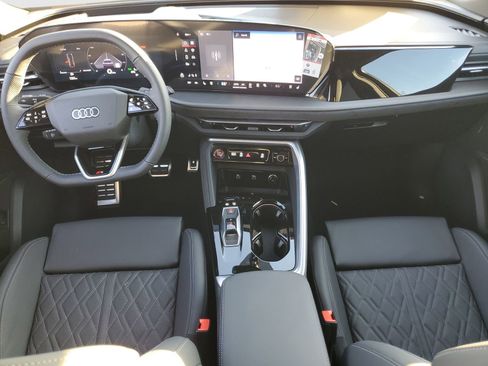 New 2025 Audi SQ5 Premium Plus image 10
