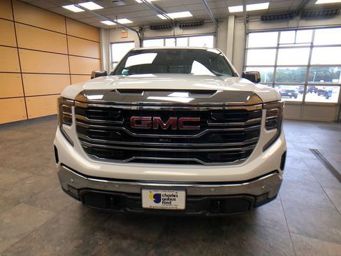 Used 2024 GMC Sierra 1500 SLT w/ SLT Premium Plus Package AWD/4WD image 2