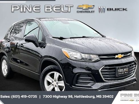 Used 2021 Chevrolet Trax LS w/ Tint and Cruise Package image 1