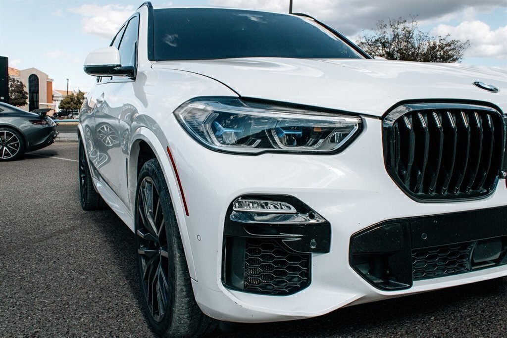 Used 2021 BMW X5 M50i w/ Executive Package AWD/4WD image 99