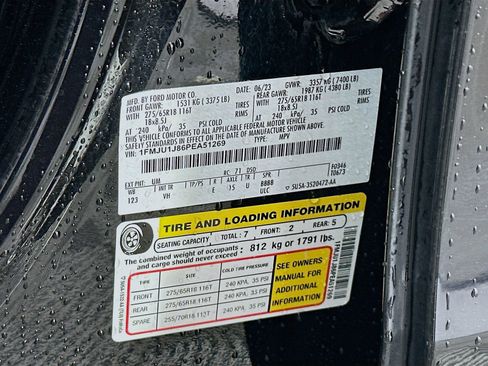 Used 2023 Ford Expedition XLT AWD/4WD image 34