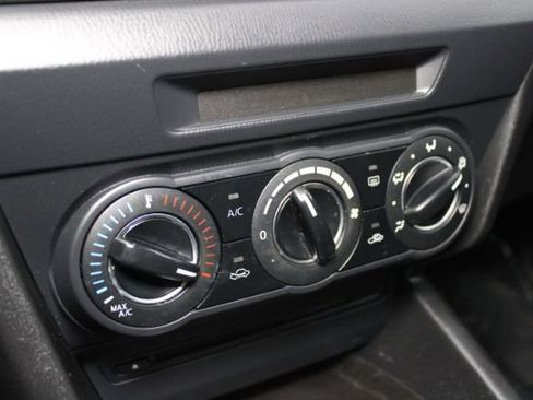 Used 2014 MAZDA MAZDA3 i Touring image 14