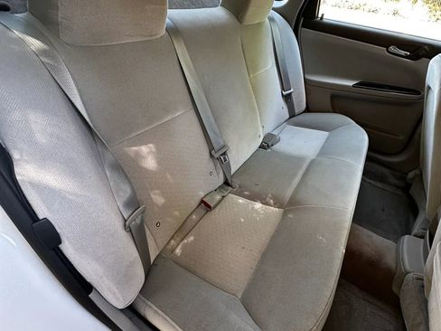 Used 2014 Chevrolet Impala Limited LS FWD image 32