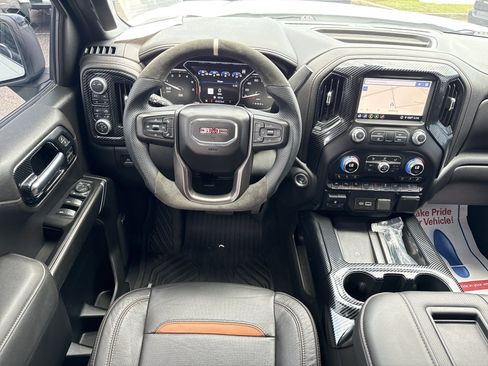 Used 2020 GMC Sierra 1500 AT4 w/ AT4 Premium Package AWD/4WD image 17