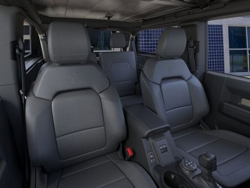 New 2025 Ford Bronco Badlands image 11