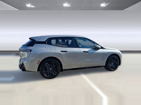 New 2026 BMW iX xDrive60 w/ M Sport Package image 19