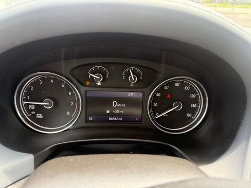 Used 2020 Buick Enclave Preferred FWD image 10