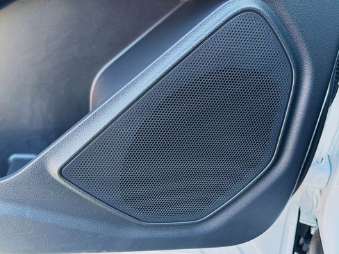 Used 2025 Ford Explorer Active image 25