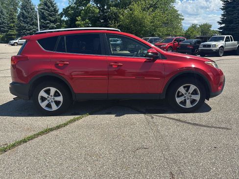 Used 2013 Toyota RAV4 XLE AWD/4WD image 25