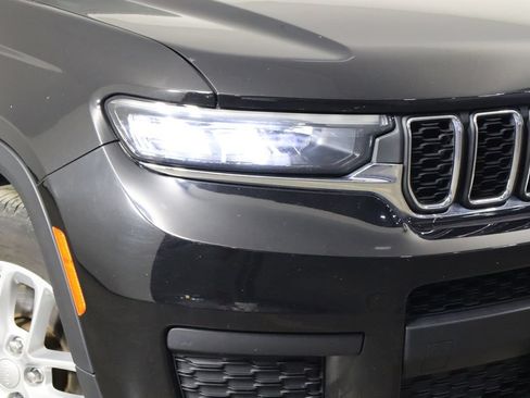 Used 2022 Jeep Grand Cherokee L Laredo w/ Luxury Tech Group I AWD/4WD image 39
