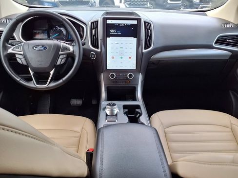 Used 2021 Ford Edge SEL w/ Convenience Package FWD image 18