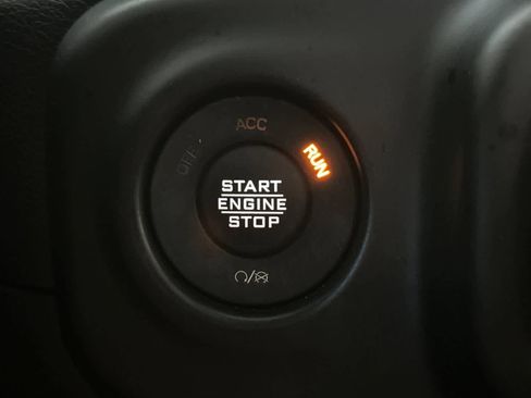 Used 2021 Jeep Wrangler Unlimited Rubicon 4xe w/ Cold Weather Group AWD/4WD image 25