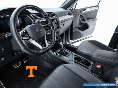 Used 2022 Volkswagen Tiguan SE R-Line FWD image 58
