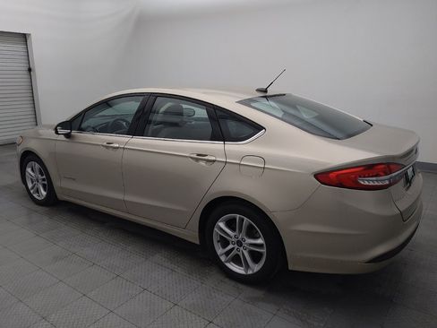 Used 2018 Ford Fusion S image 3