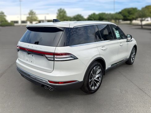 Used 2025 Lincoln Aviator Reserve w/ Illumination Package RWD image 7