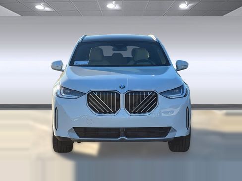 Used 2026 BMW X3 xDrive30i w/ Premium Package AWD/4WD image 5