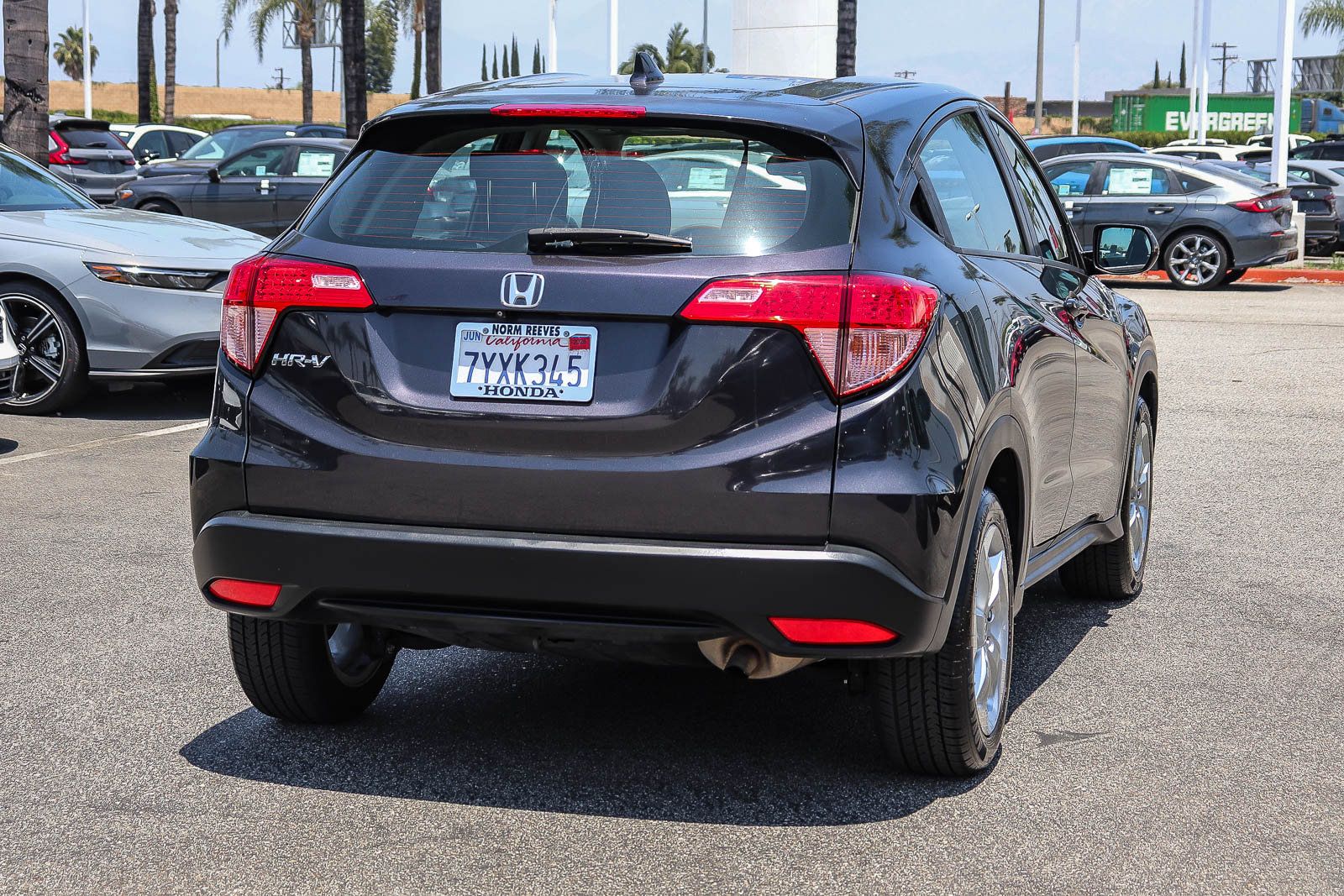 Used 2017 Honda HR-V LX image 11