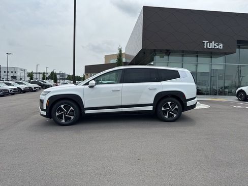 New 2026 Hyundai Ioniq 9 S image 6